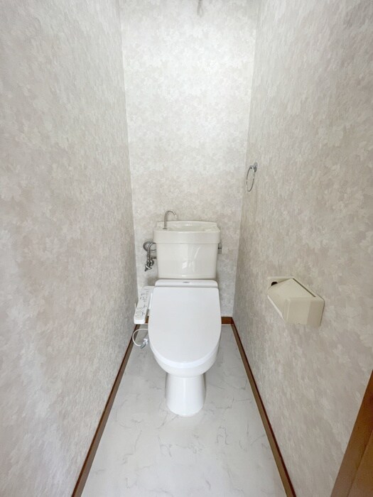 物件内観写真16　(トイレ)