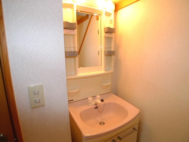 物件内観写真11　(洗面)