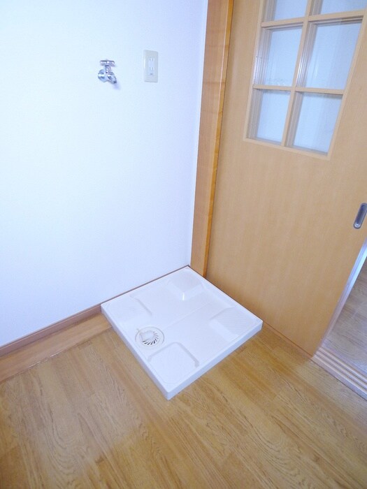 物件内観写真19　(洗濯機置場)