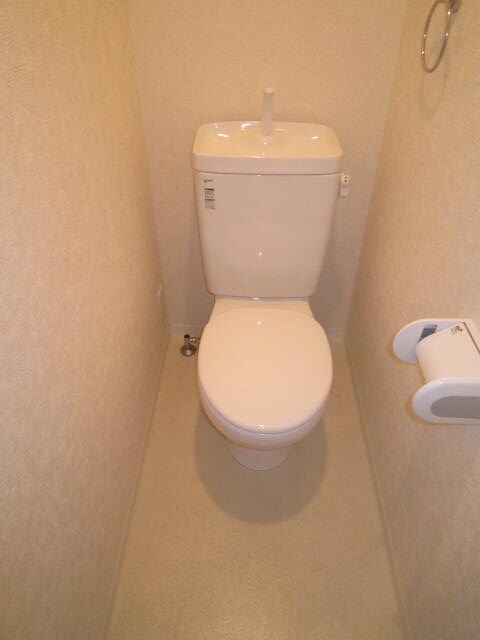 物件内観写真14　(トイレ)