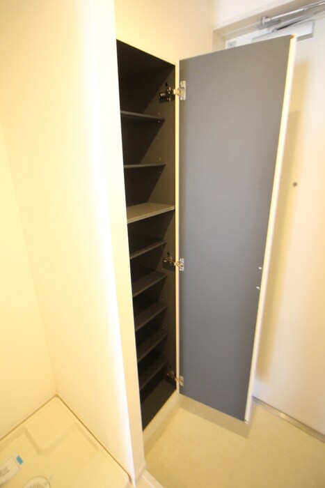 物件内観写真9　(靴箱)