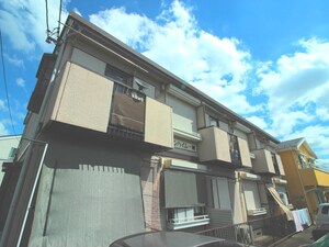 サンハイム一柳外観写真