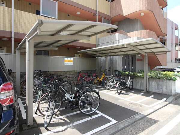 駐輪場