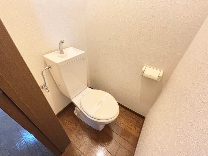 物件内観写真13　(トイレ)