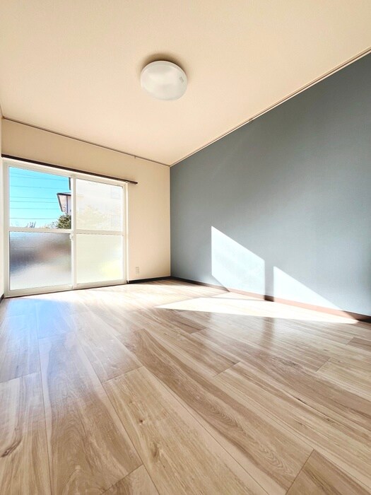 物件内観写真4　(居室)