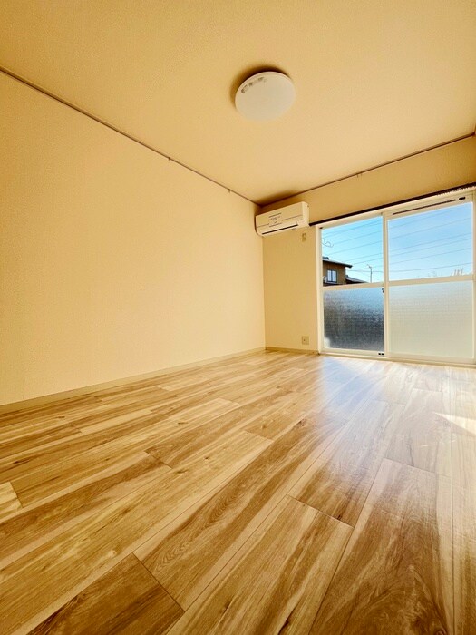 物件内観写真5　(居室)