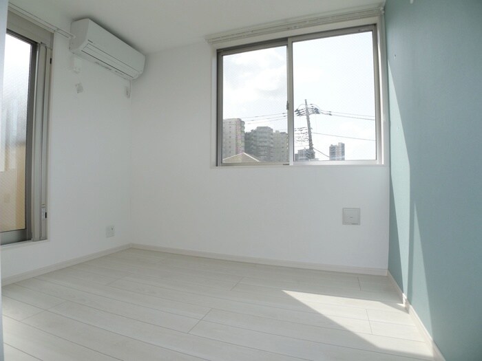 物件内観写真10　(居室)