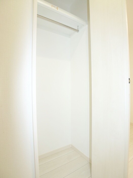 物件内観写真12　(収納)