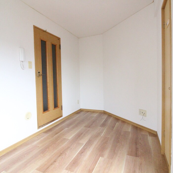 物件内観写真10　(居室)