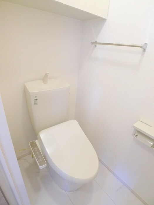 物件内観写真15　(トイレ)