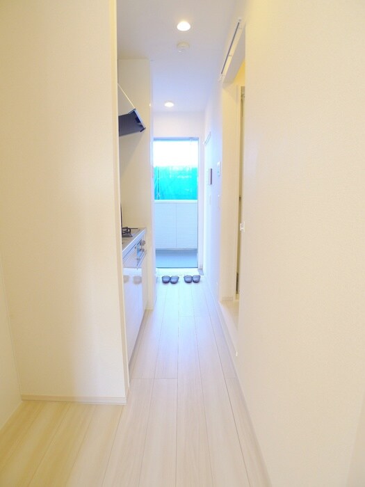 物件内観写真20　(廊下)