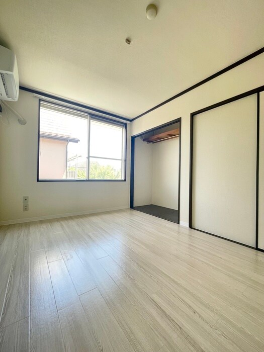 物件内観写真7　(居室)