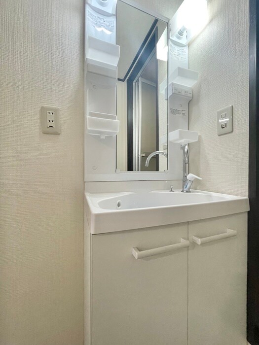 物件内観写真10　(洗面)