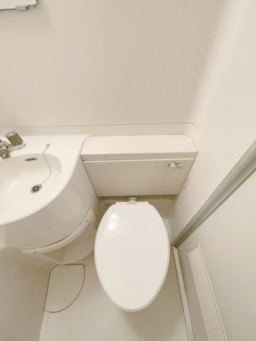 物件内観写真11　(トイレ)