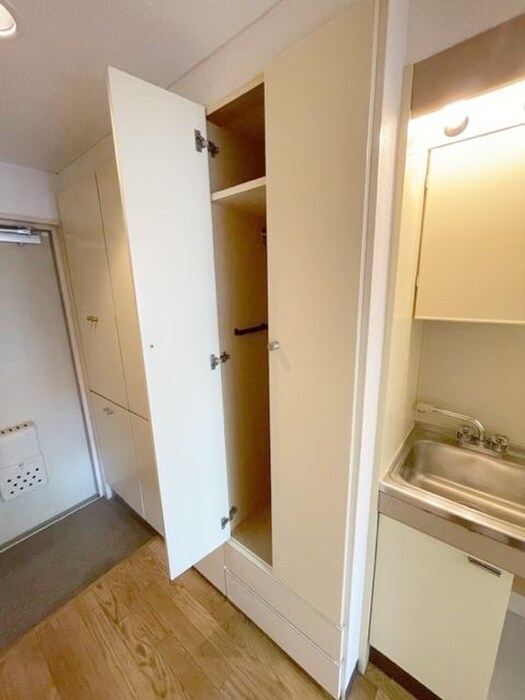 物件内観写真14　(収納)