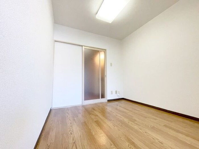 物件内観写真17　(居室)