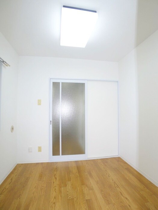 物件内観写真18　(居室)