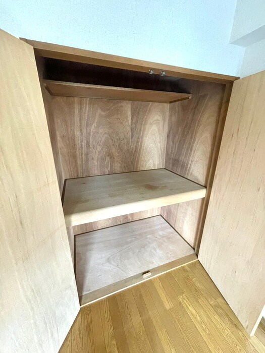 物件内観写真10　(収納)