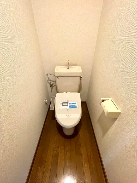 物件内観写真15　(トイレ)