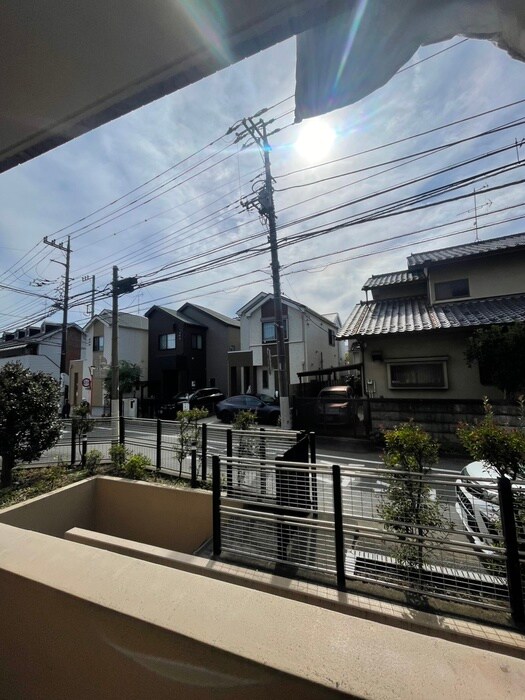 物件内観写真16　(室内からの展望)