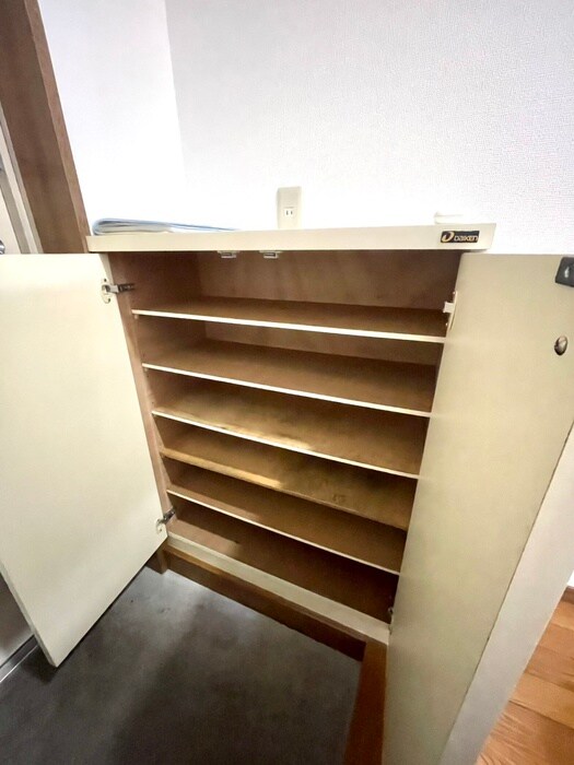 物件内観写真21　(靴箱)
