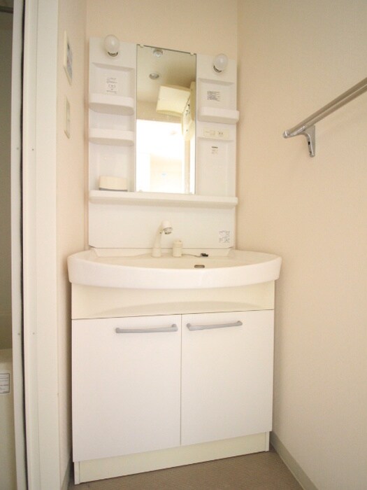 物件内観写真13　(洗面)