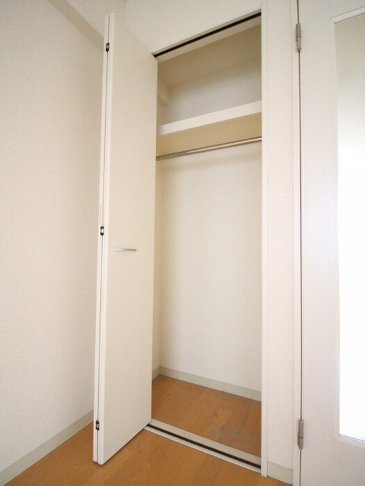 物件内観写真16　(収納)