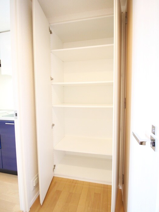 物件内観写真20　(収納)