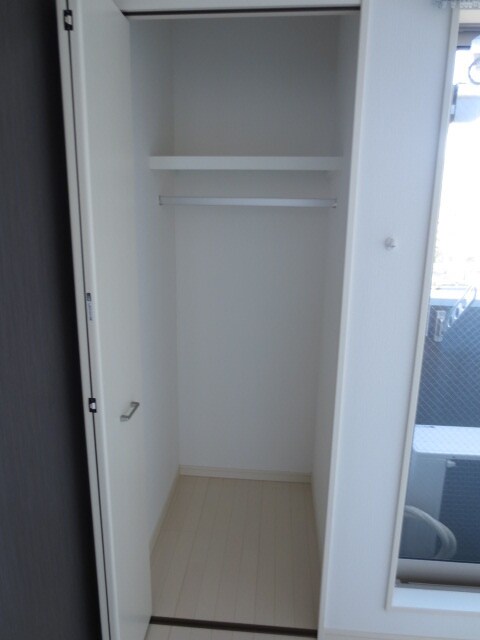物件内観写真11　(収納)