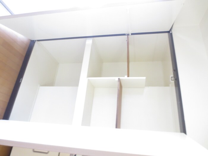 物件内観写真12　(収納)