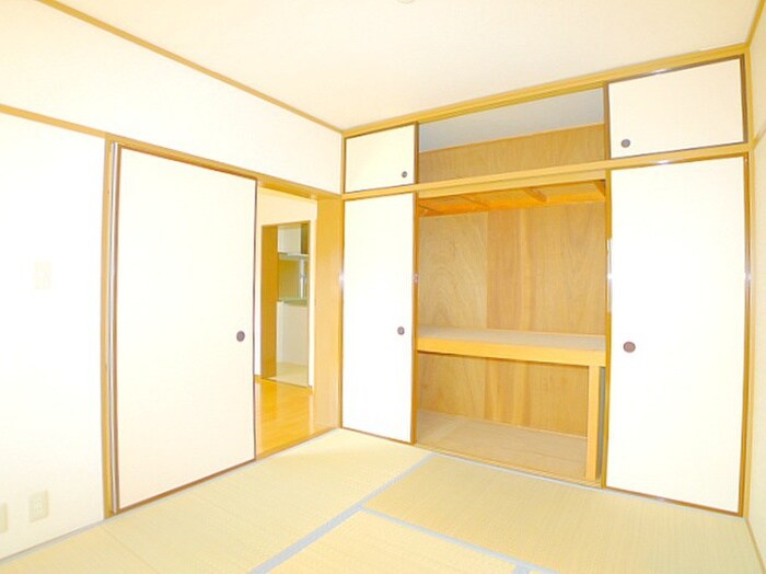 物件内観写真13　(収納)