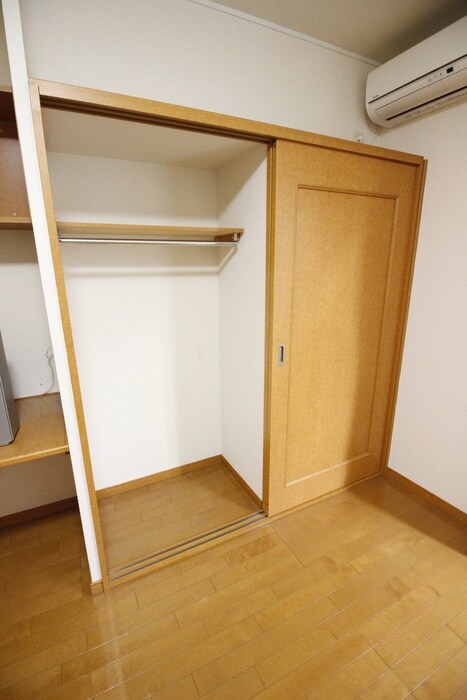 物件内観写真10　(収納)
