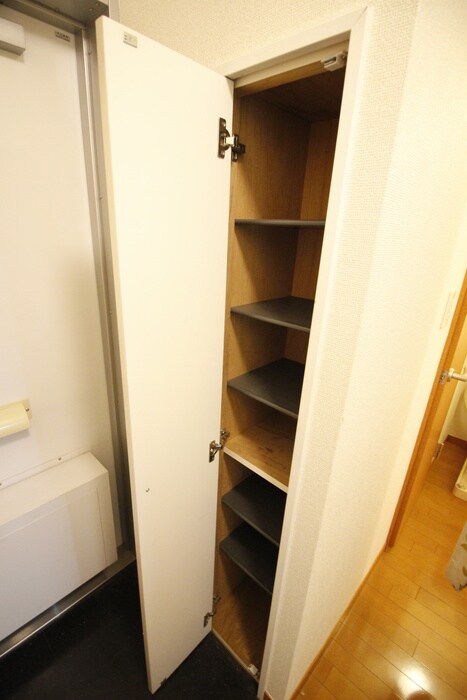 物件内観写真17　(靴箱)