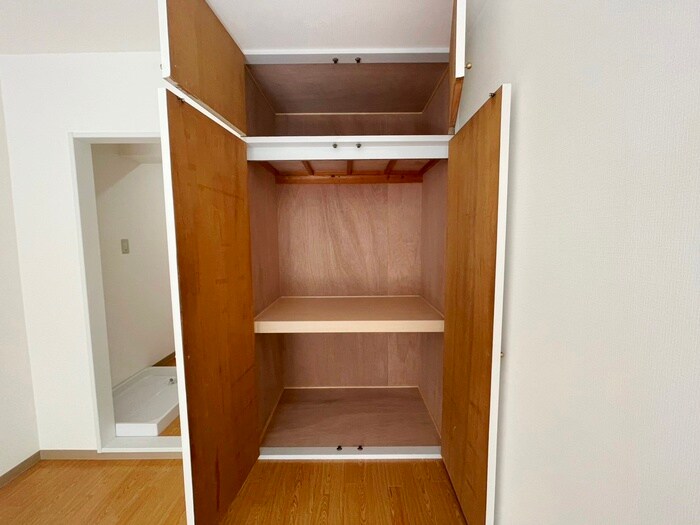物件内観写真10　(収納)