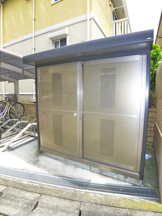 物件外観写真6　(建物設備)