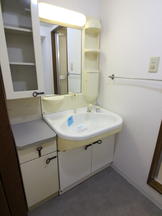 物件内観写真13　(洗面)