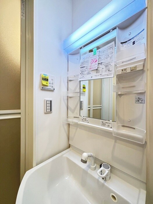 物件内観写真14　(洗面)