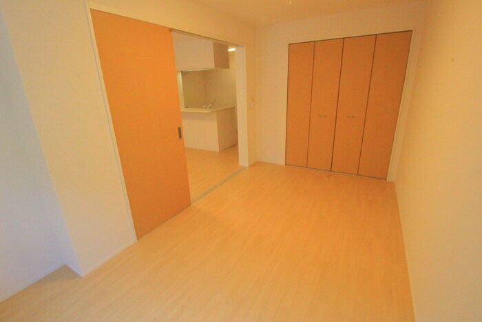 物件内観写真10　(居室)