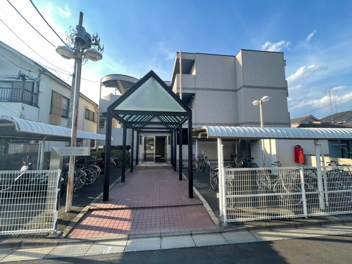 物件外観写真1　(外観写真)