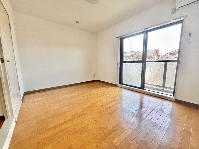 物件内観写真7　(居室)