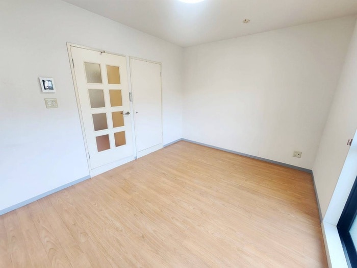 物件内観写真10　(居室)