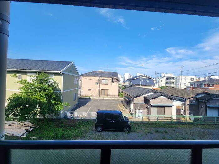 物件内観写真22　(室内からの展望)