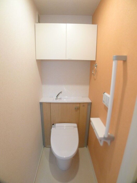 物件内観写真12　(トイレ)