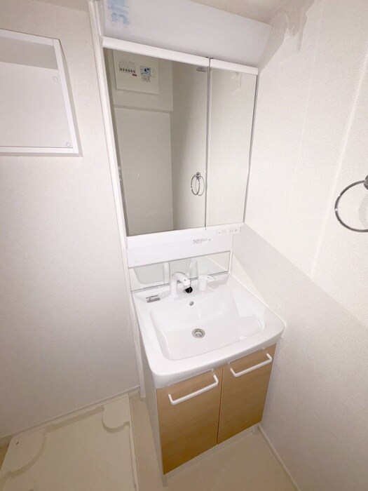 物件内観写真13　(洗面)