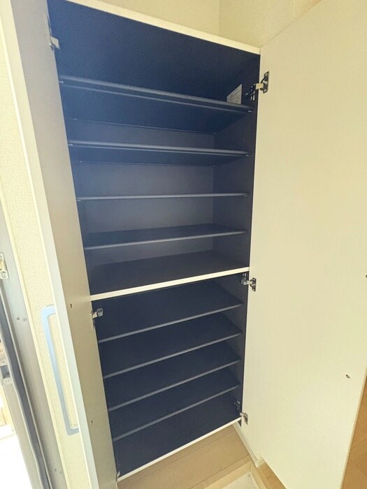 物件内観写真17　(靴箱)