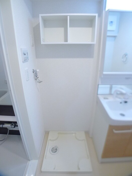 物件内観写真22　(洗濯機置場)