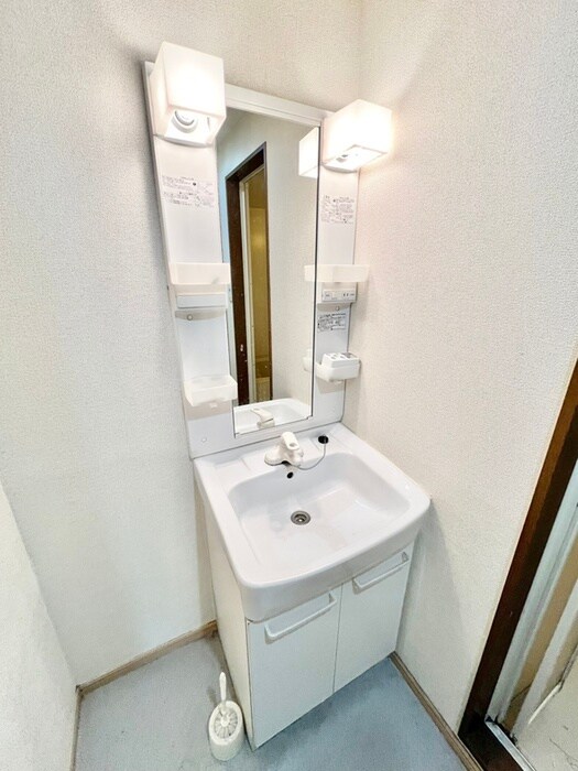 物件内観写真12　(洗面)