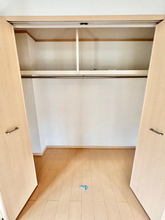 物件内観写真15　(収納)