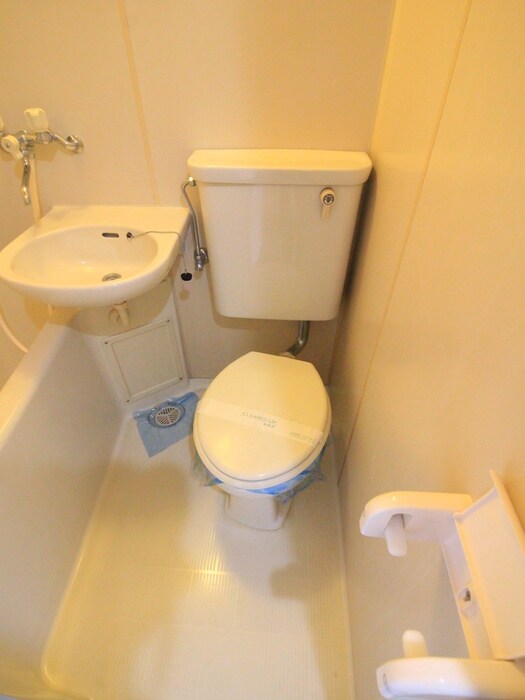 物件内観写真14　(トイレ)