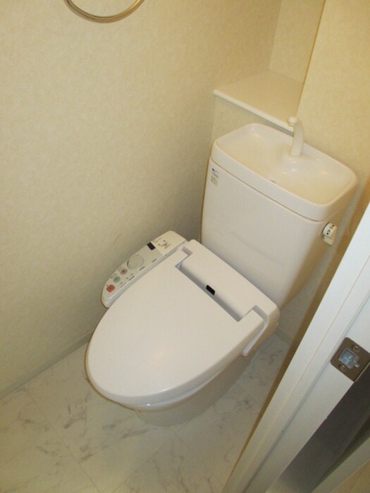 物件内観写真6　(トイレ)